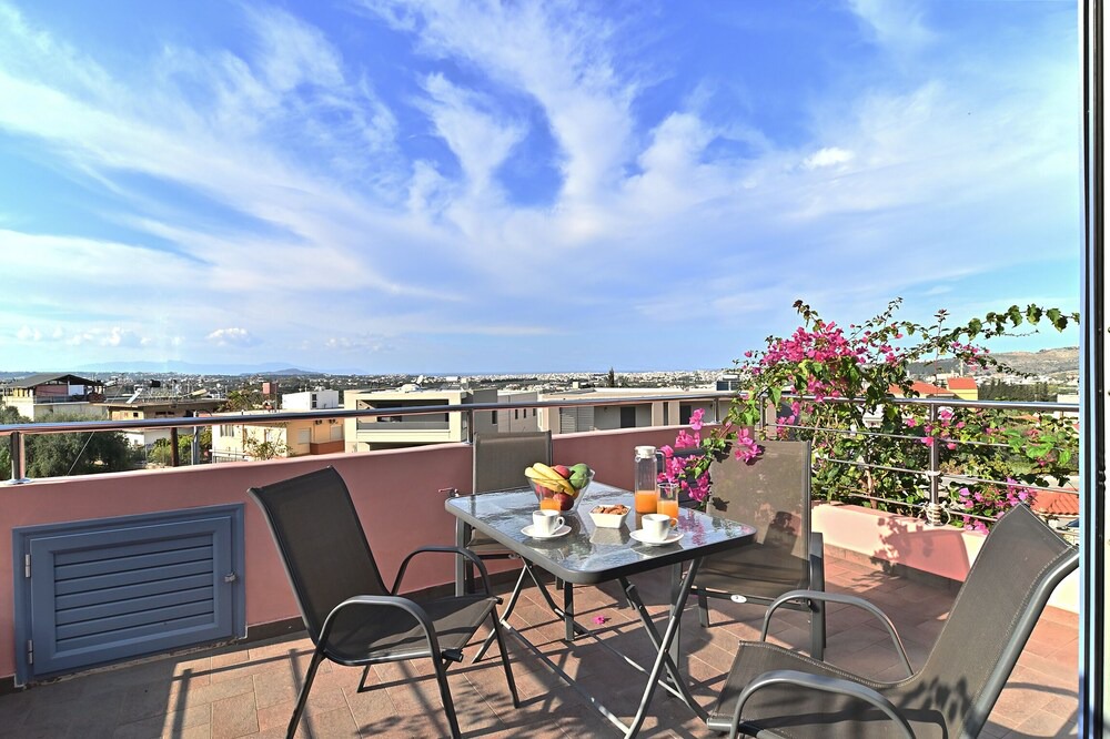 Photo of Patio Balcony in Nerokouros