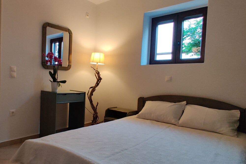 Photo of Bedroom in Glinado