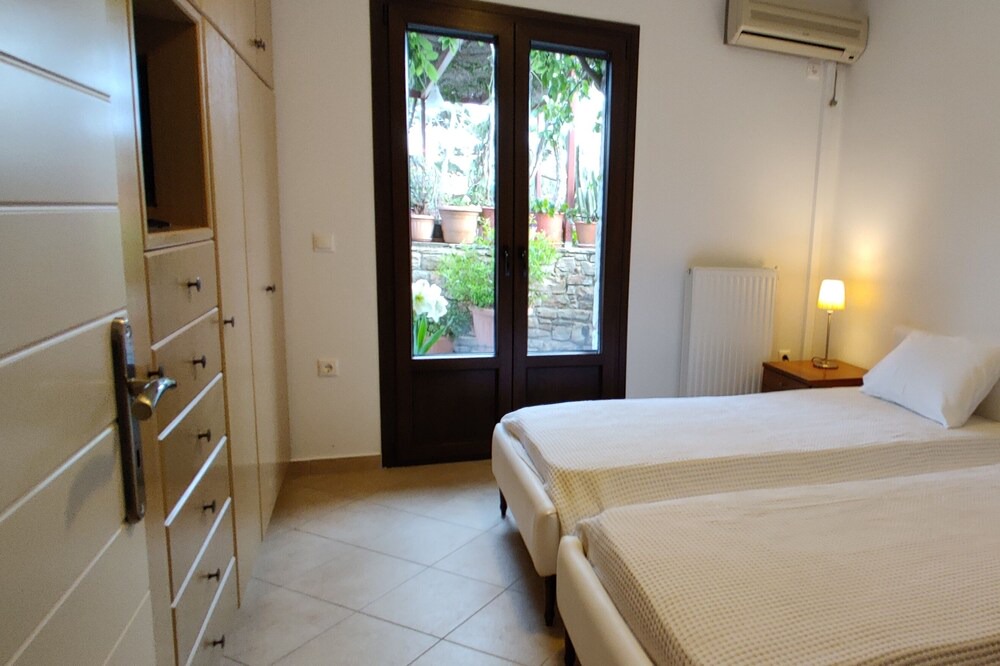 Photo of Bedroom in Glinado