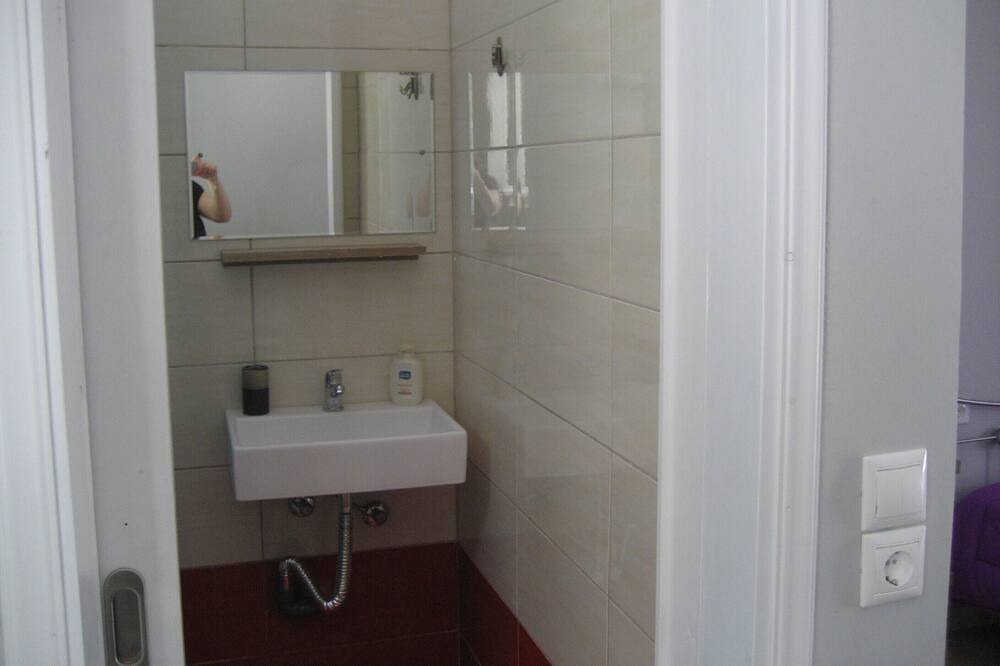 Photo of Bathroom in Agia Pelagia Chlomou