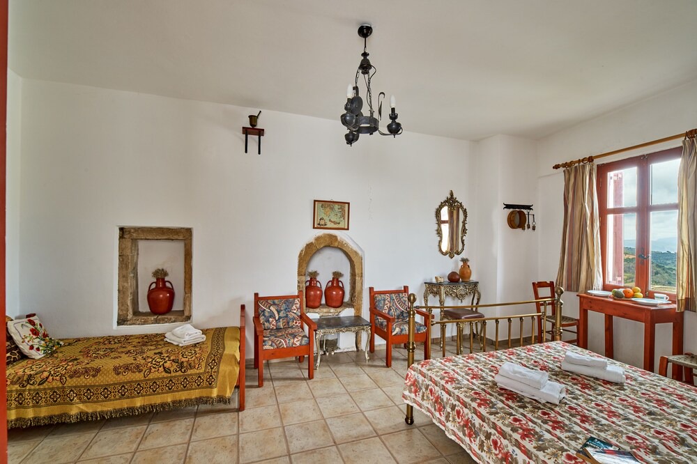 Photo of Bedroom in Argyroupoli