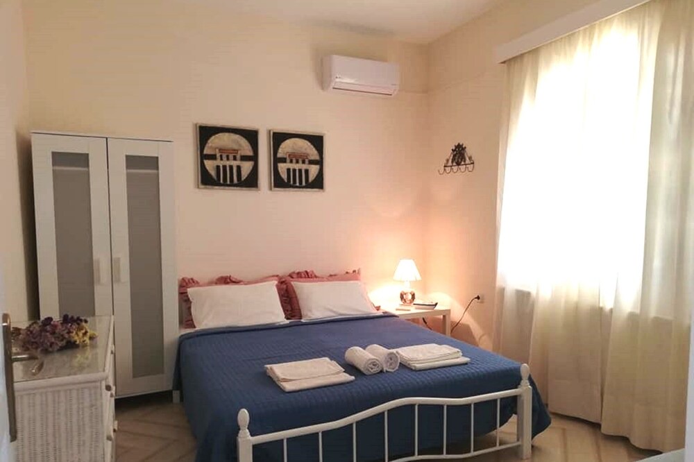 Photo of Bedroom in Kokkini Chani