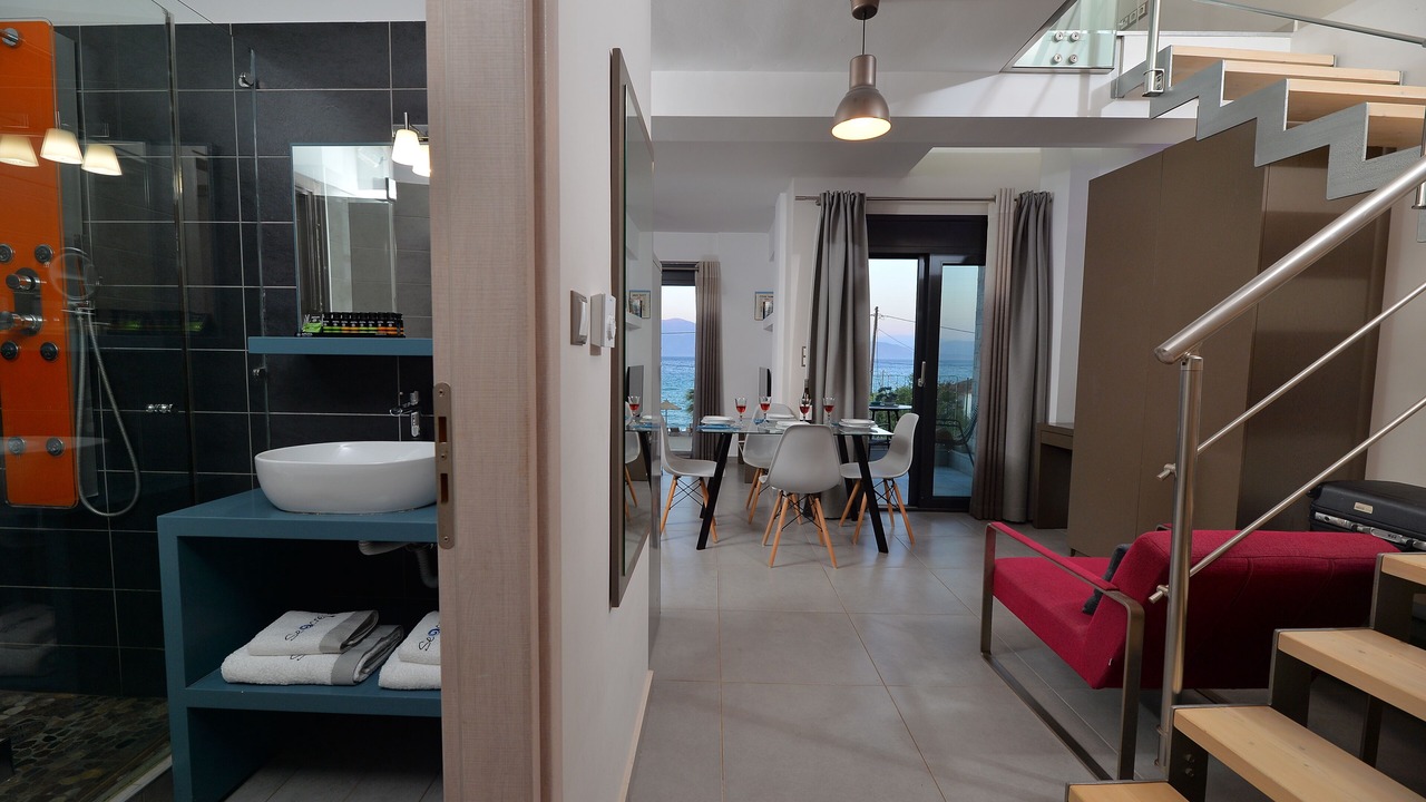 Photo of Bedroom in Aigio