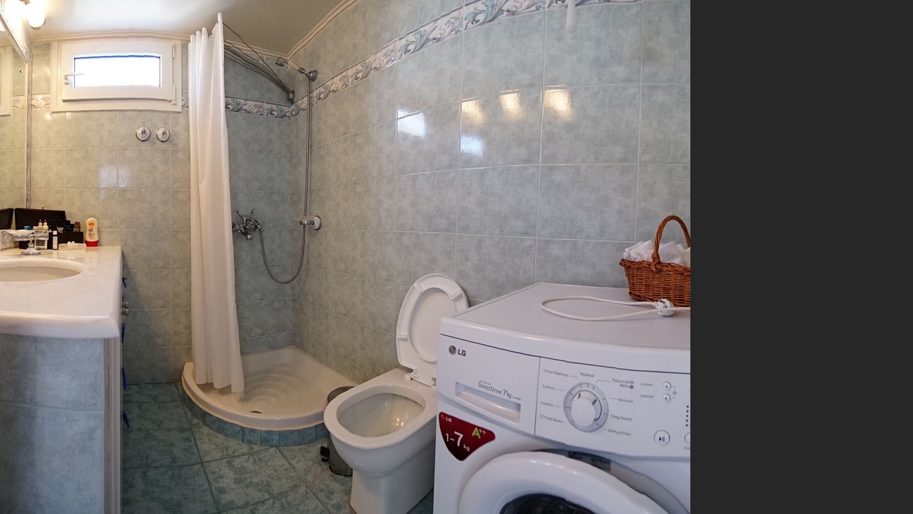 Photo of Bathroom in Galaxidi