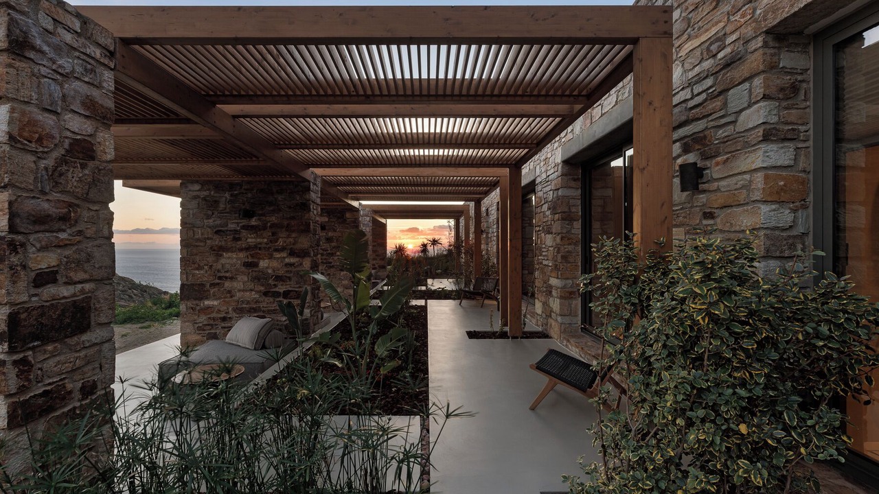 Photo of Outdoor in Milopotas