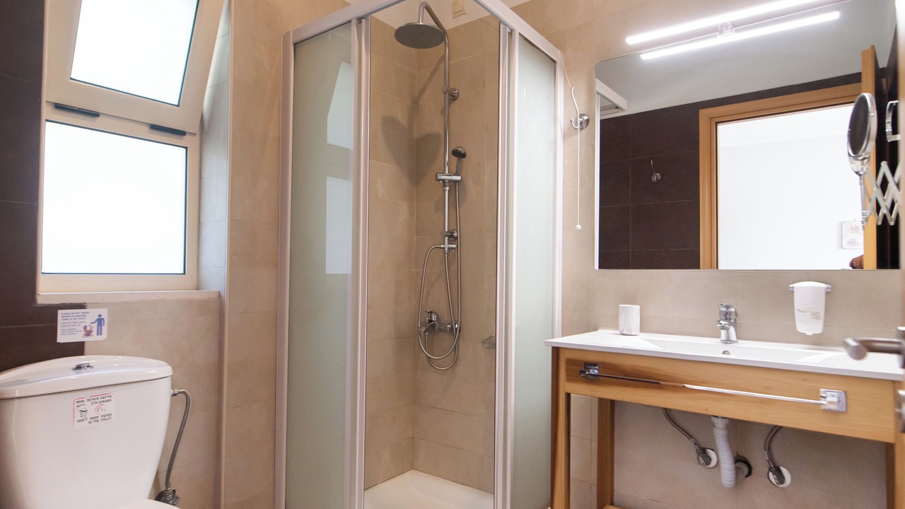 Photo of Bathroom in Mikros Gialos