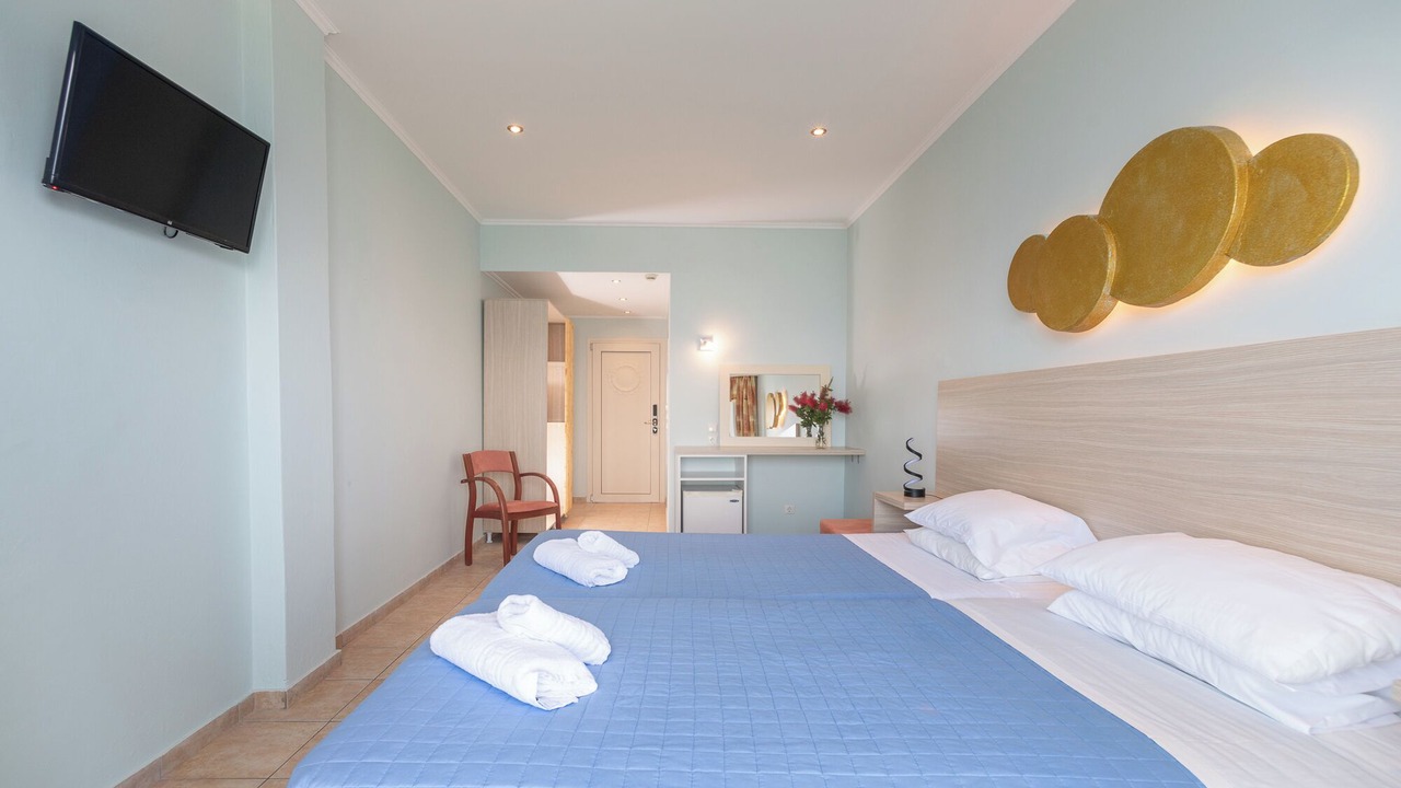 Photo of Bedroom in Benitses