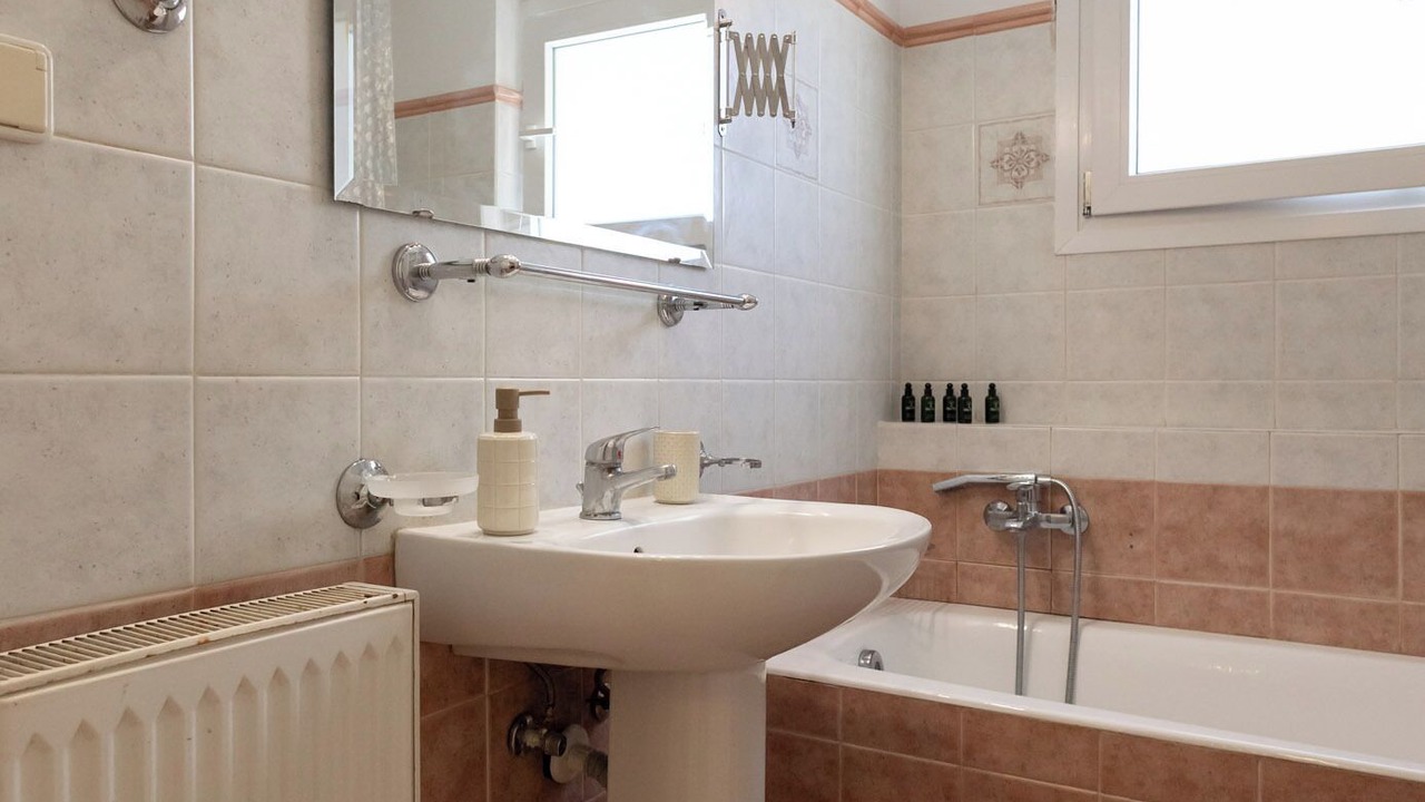 Photo of Bathroom in Alepou