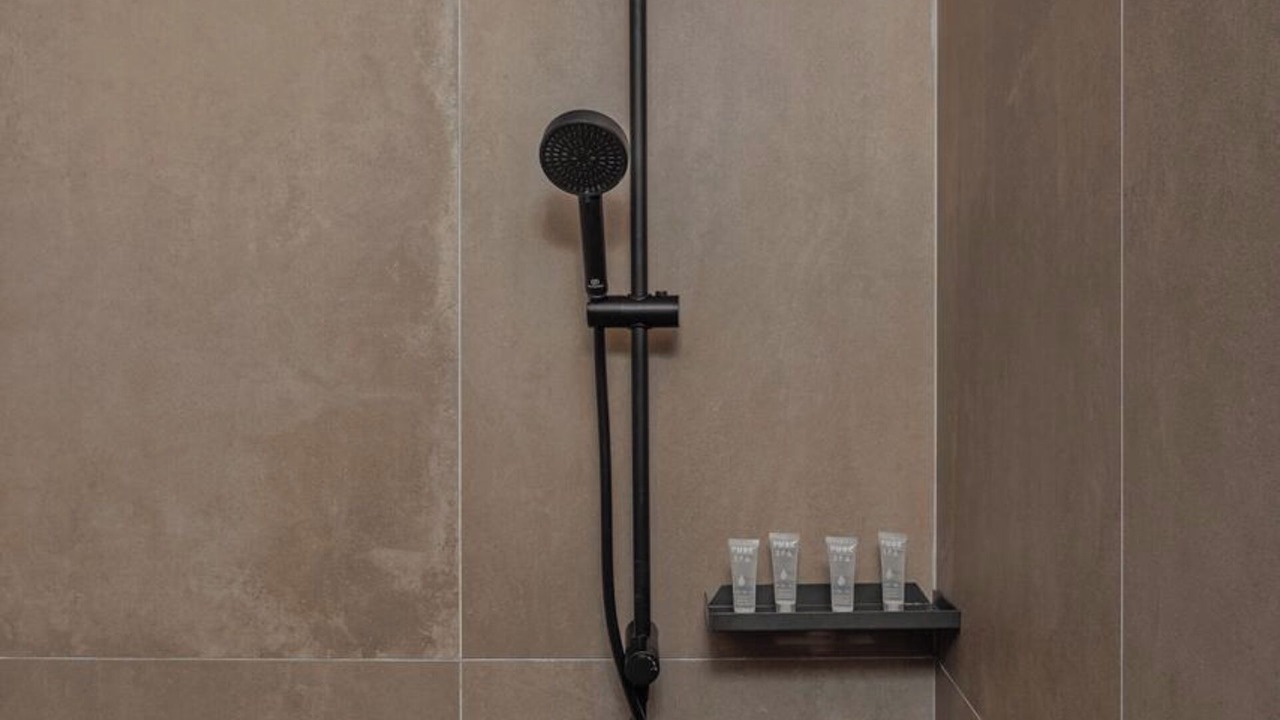 Photo of Bathroom in Ioannina Town Centre