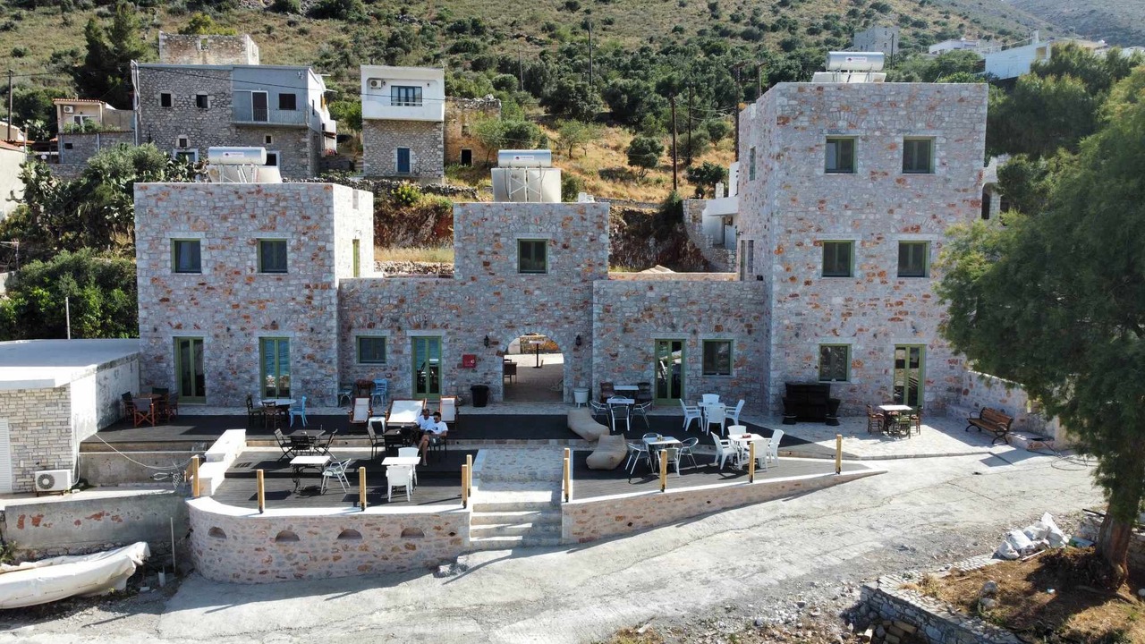 Photo of Outdoor in East Mani