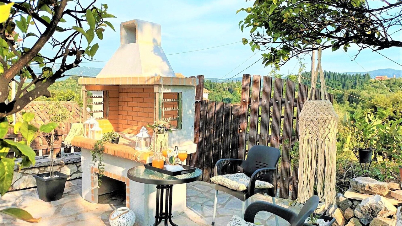 Photo of Outdoor in Antipernoi