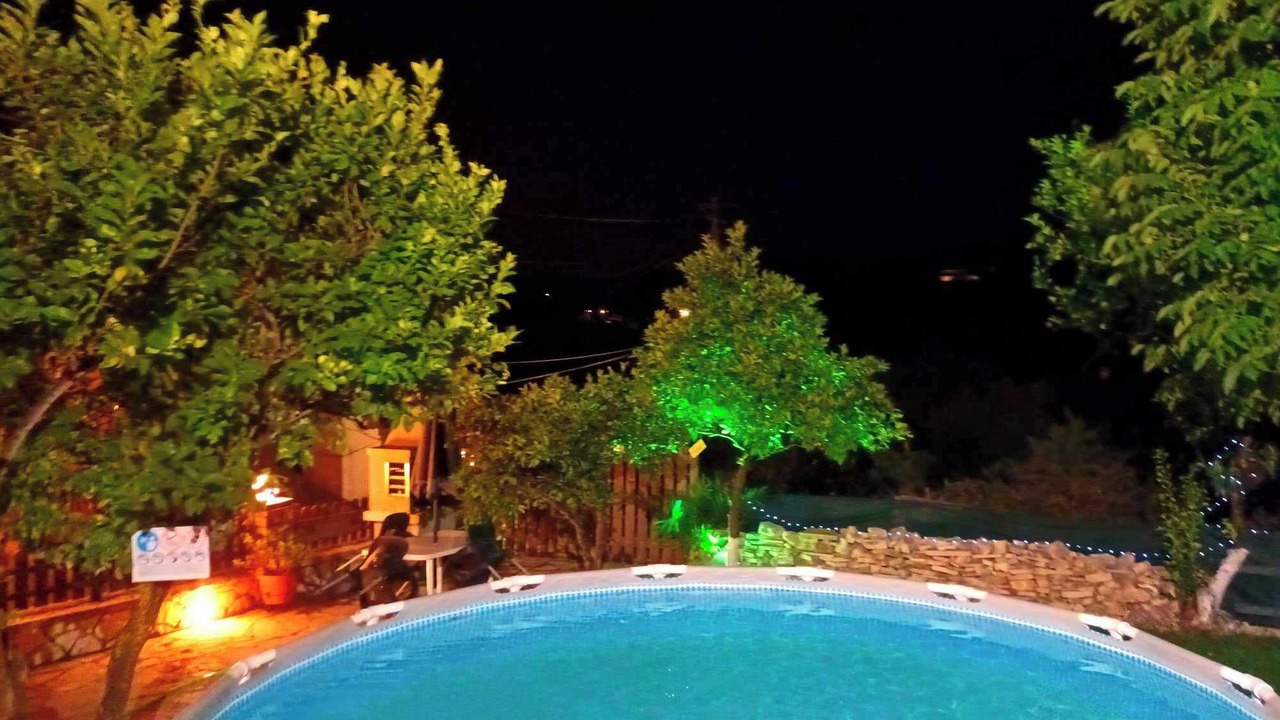Photo of Outdoor in Antipernoi