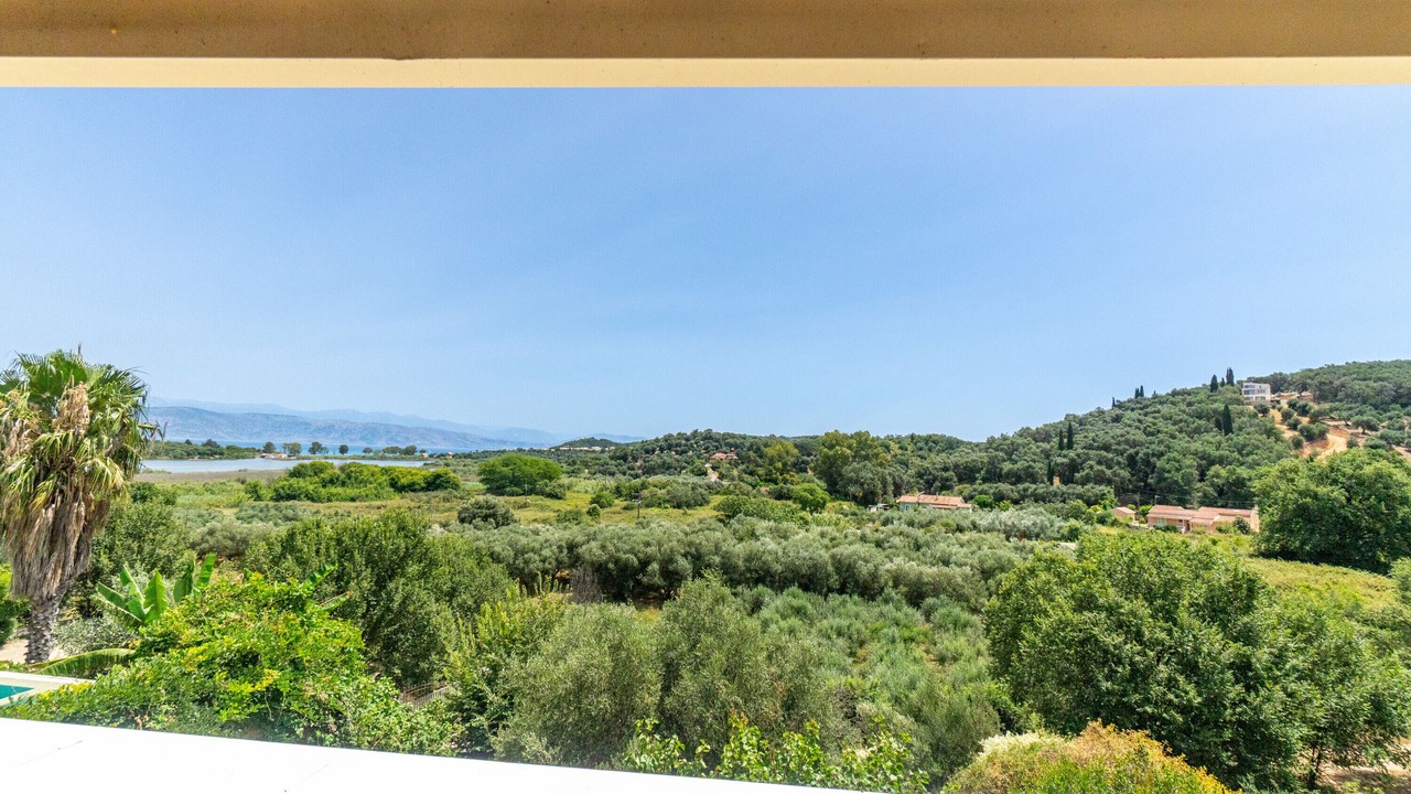 Photo of Outdoor in Peroulion