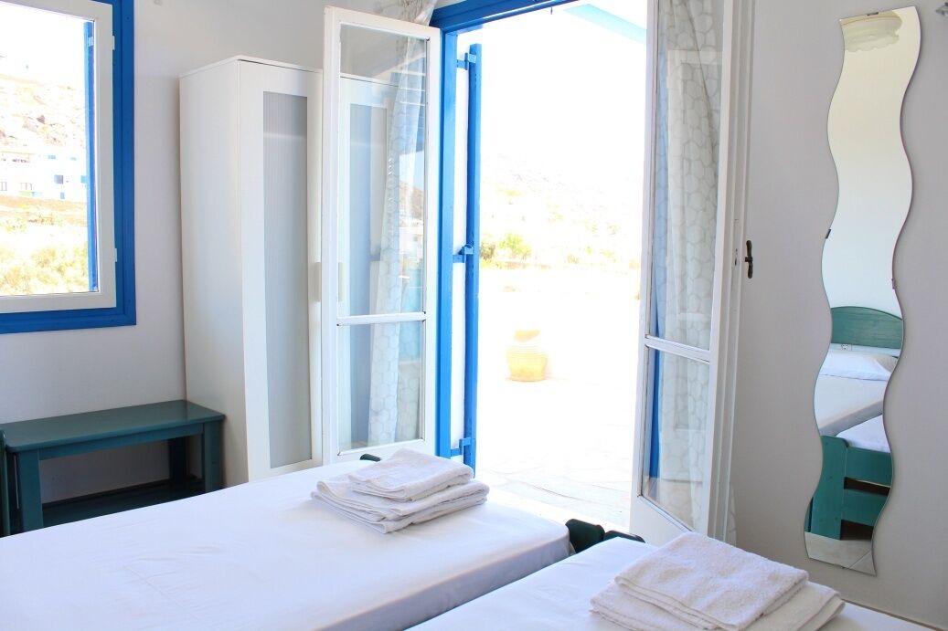 Photo of Bedroom in Ios Town