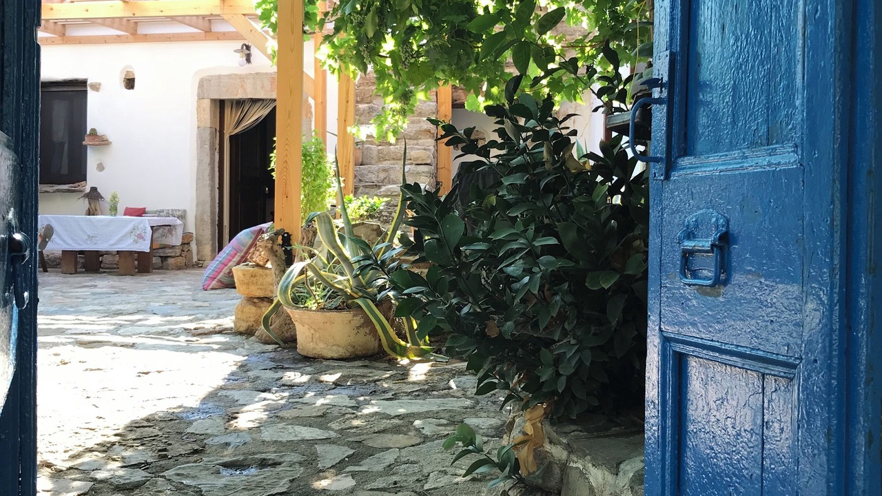 Photo of Outdoor in Minoa Pediada
