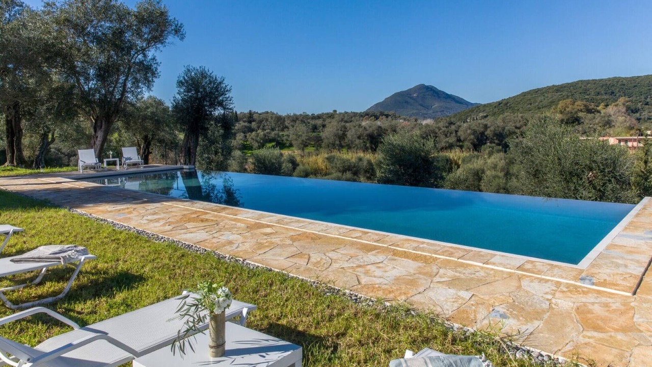Photo of Outdoor in Messonghi