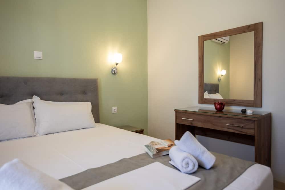 Photo of Bedroom in Esperion