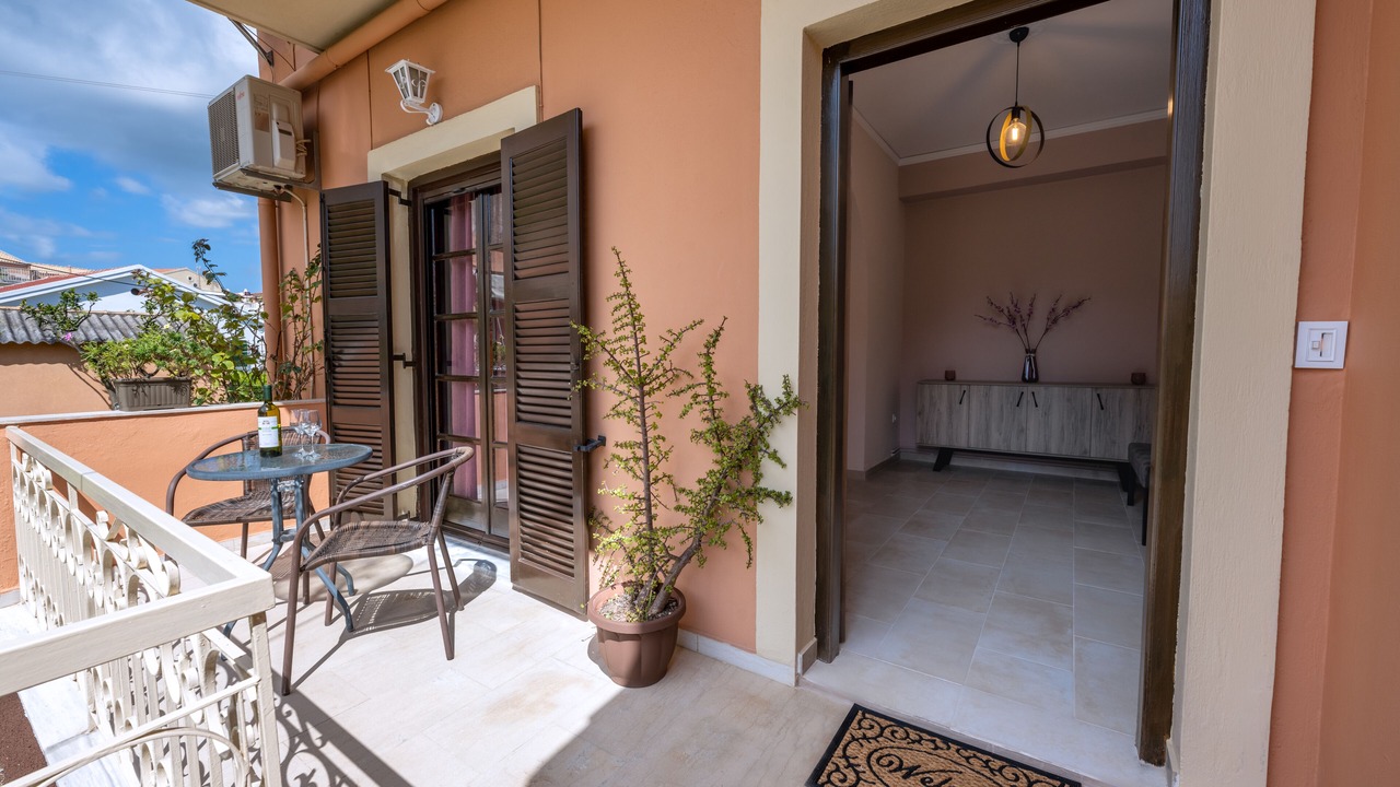 Photo of Patio Balcony in Alepou