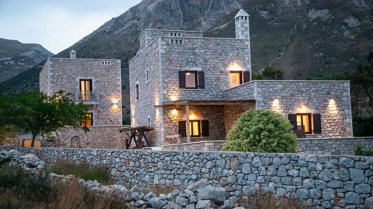 Photo of Outdoor in Omales