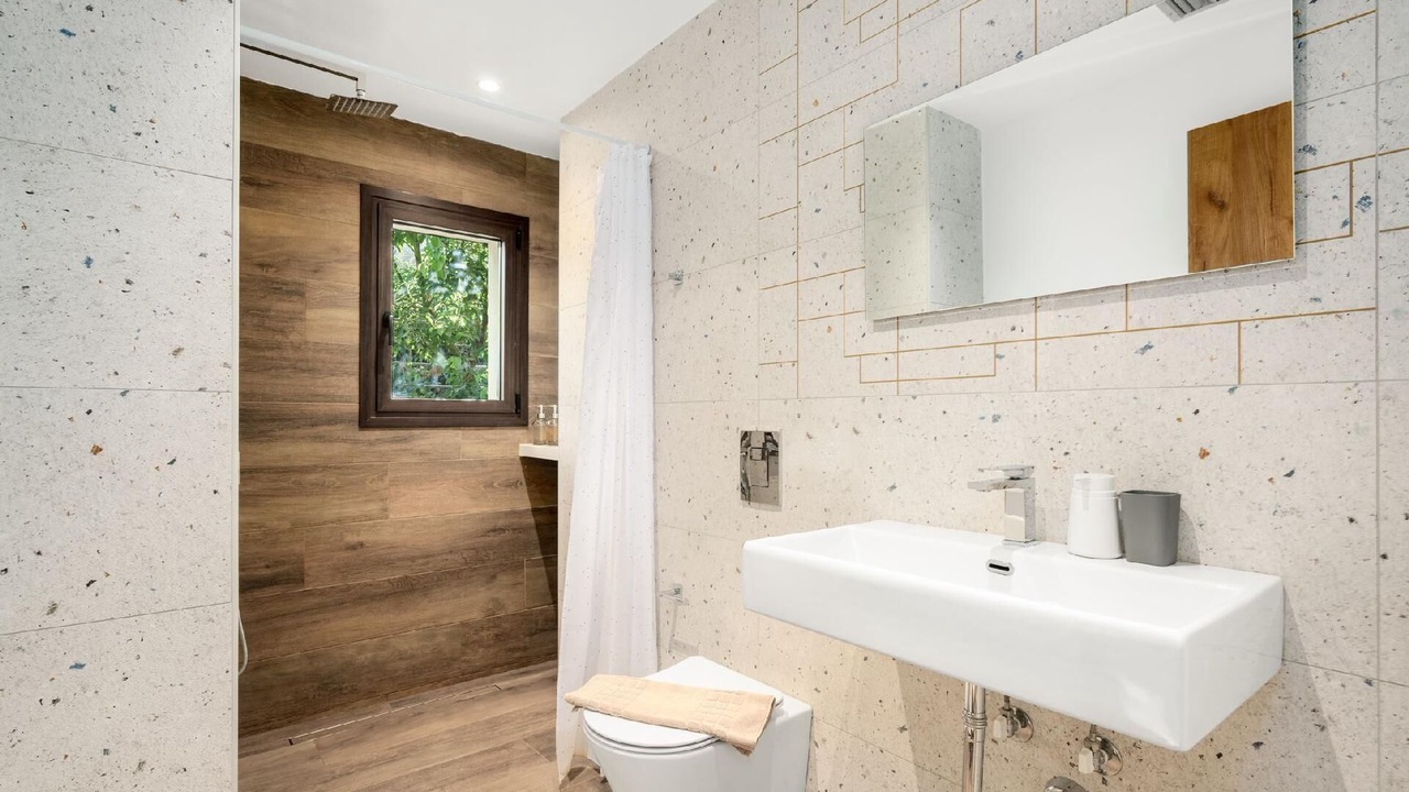 Photo of Bathroom in Kefalas