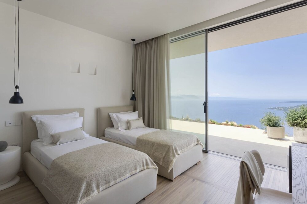 Photo of Bedroom in Evgiros