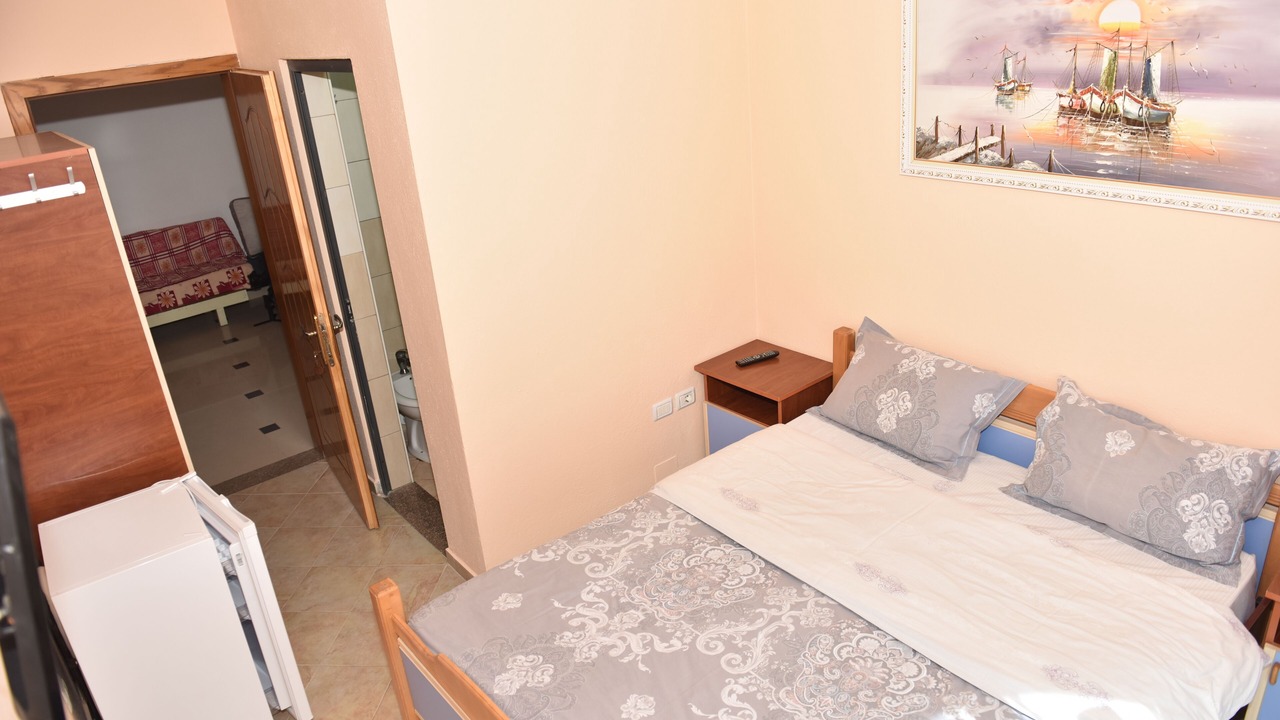 Photo of Bedroom in Diber