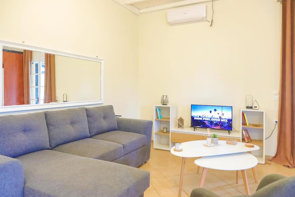 Photo of Livingroom in Magoulades
