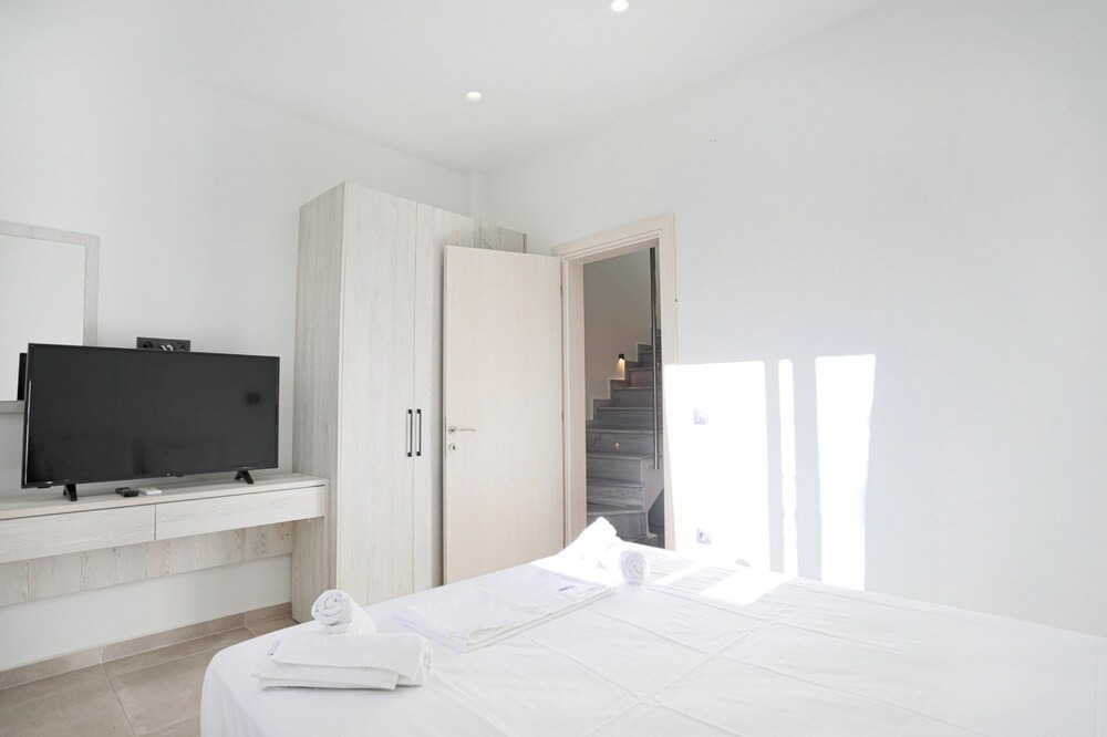Photo of Bedroom in Polichrono