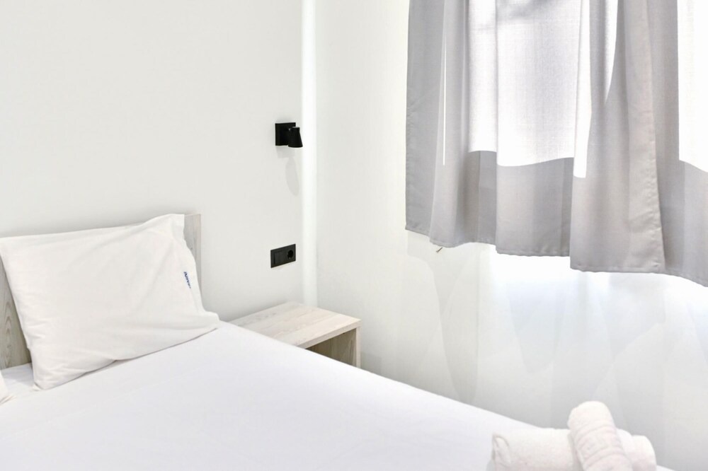 Photo of Bedroom in Polichrono