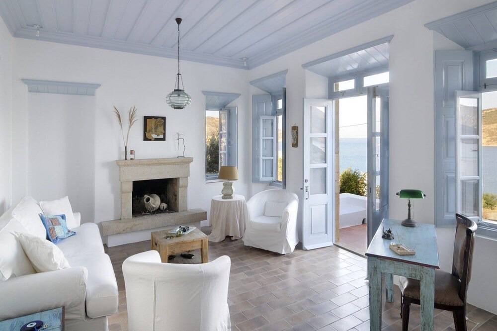 Photo of Livingroom in Patmos