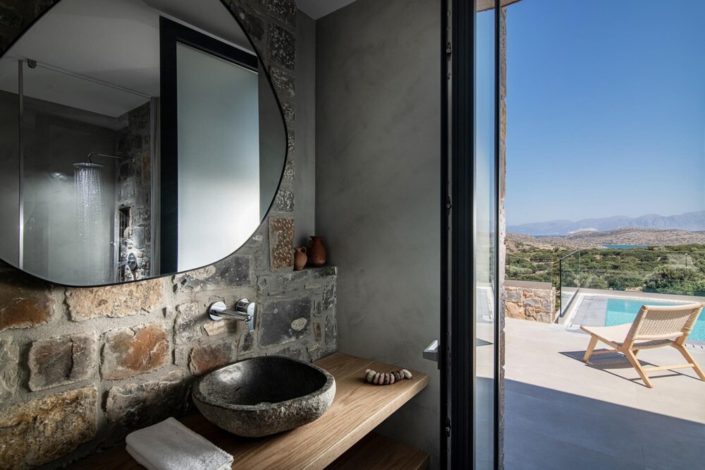 Photo of Bathroom in Kounelion