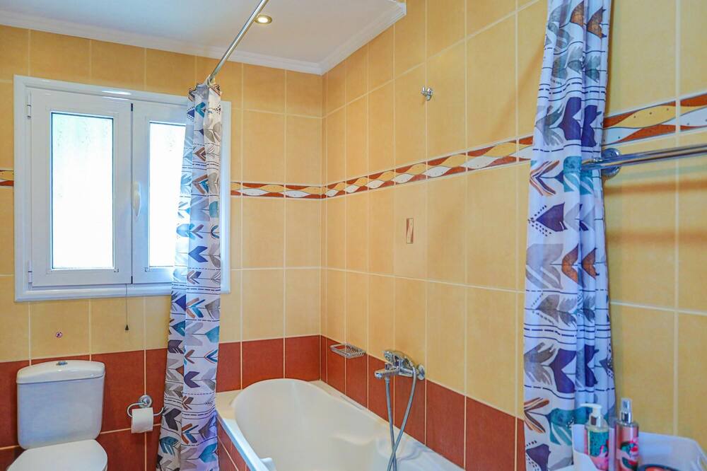 Photo of Bathroom in Sfakera