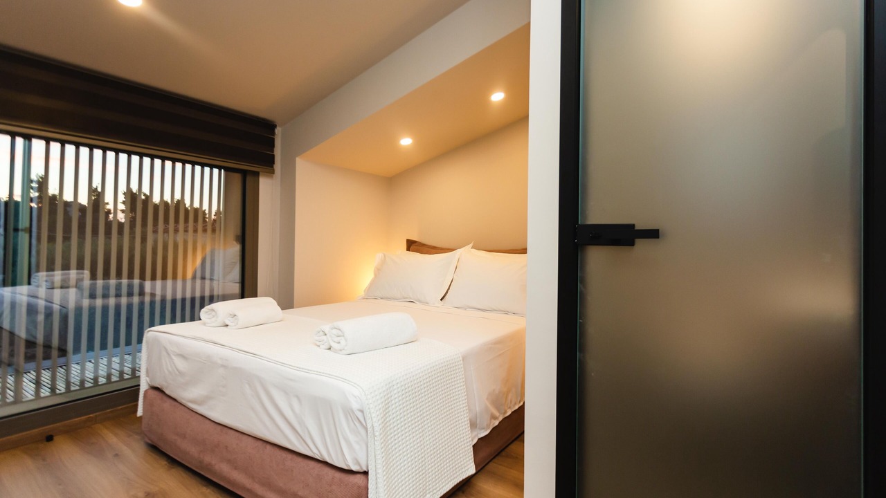 Photo of Bedroom in Polichrono