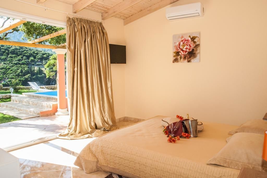 Photo of Bedroom in Liapades