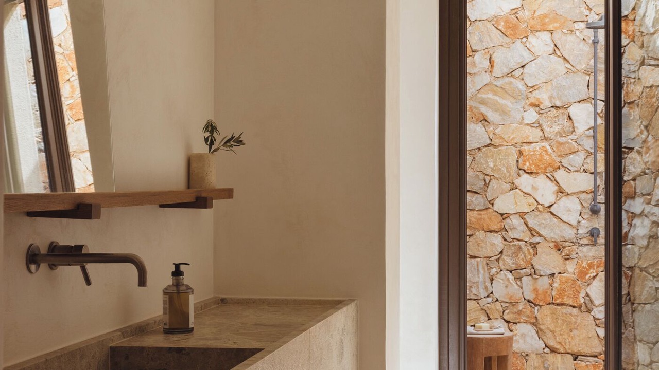 Photo of Bathroom in Folegandros