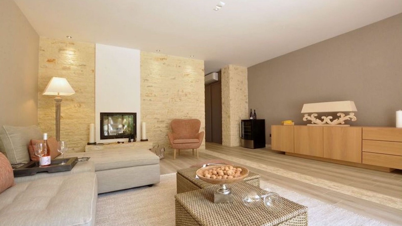 Photo of Livingroom in Perama