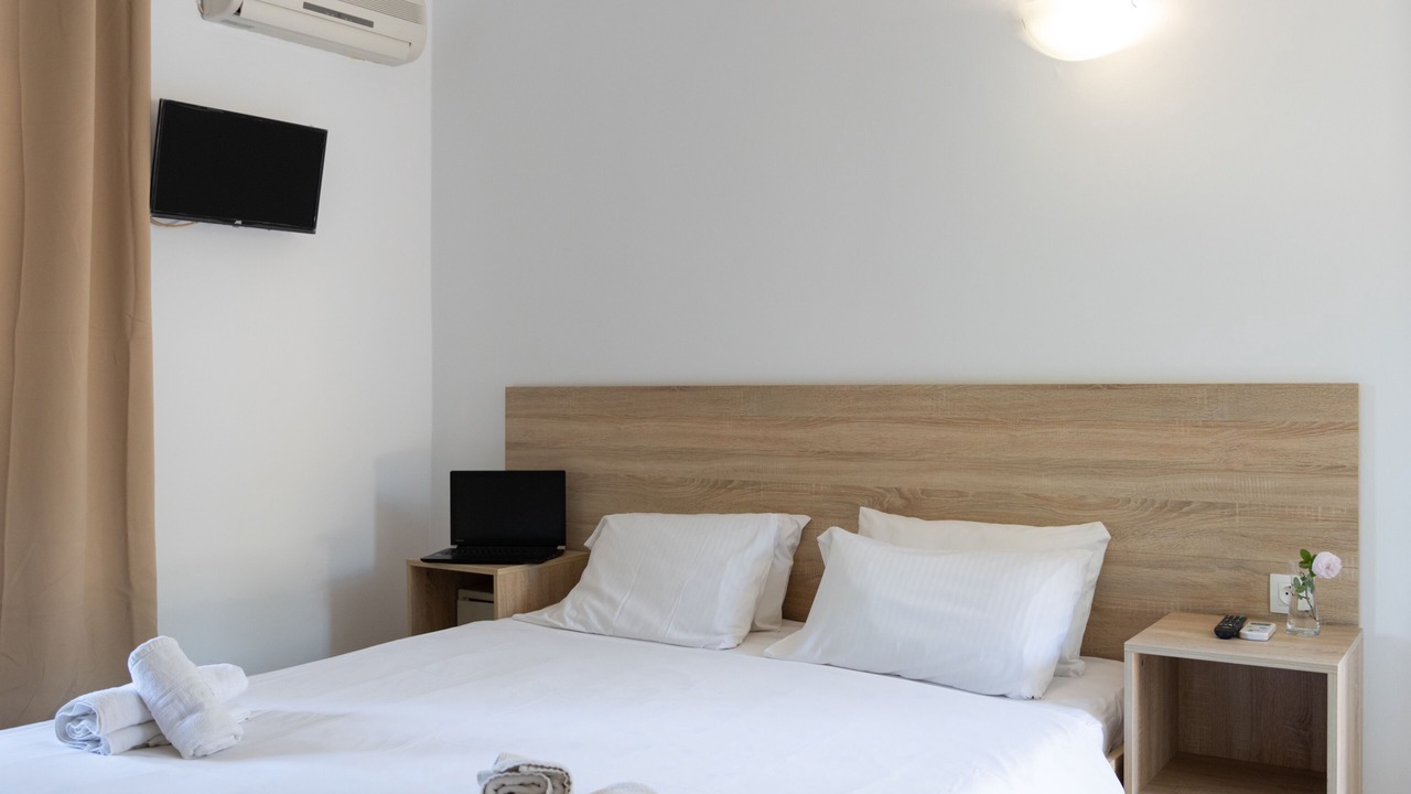 Photo of Bedroom in Ipsos