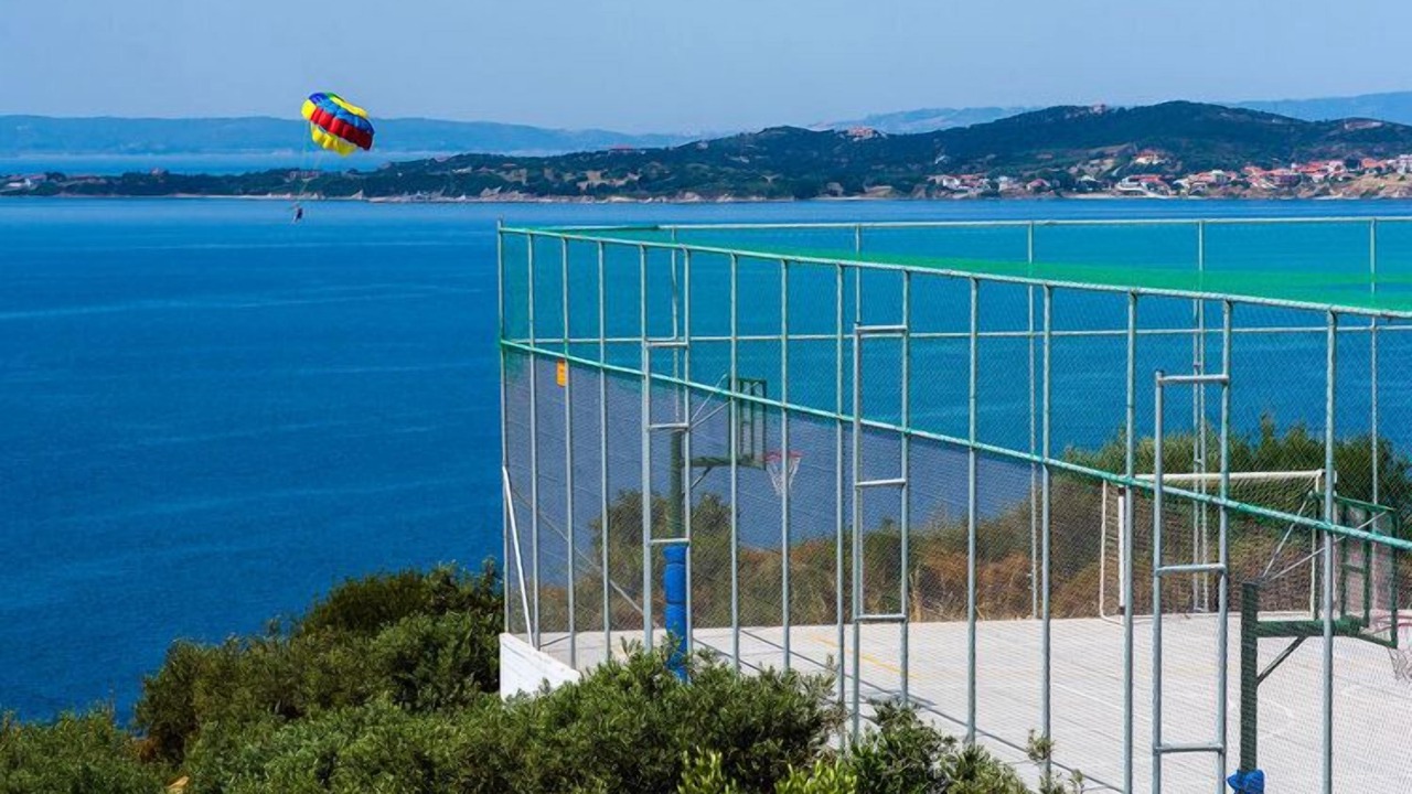 Photo of Others in Ouranoupoli