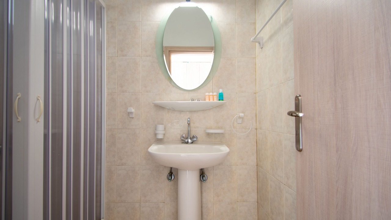 Photo of Bathroom in Psarou
