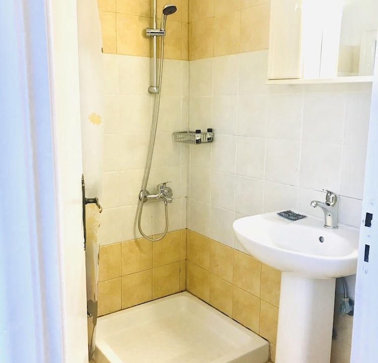 Photo of Bathroom in Roda