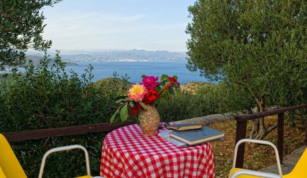 Photo of Patio Balcony in Istron