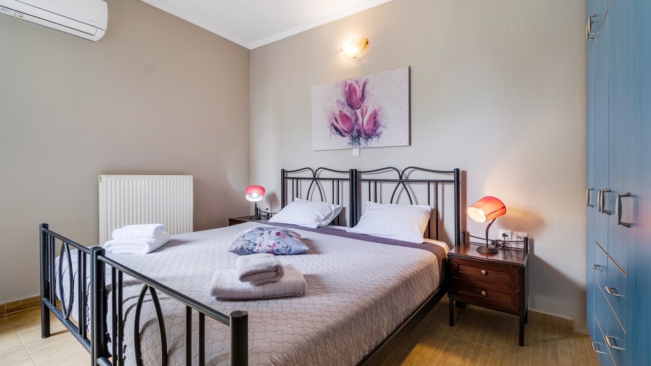 Photo of Bedroom in Tsoukaladhes