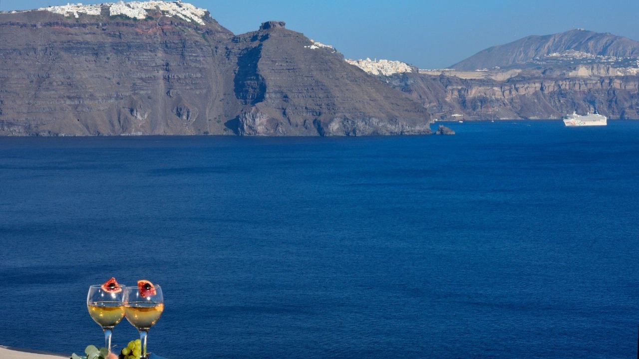 Photo of Others in Oia