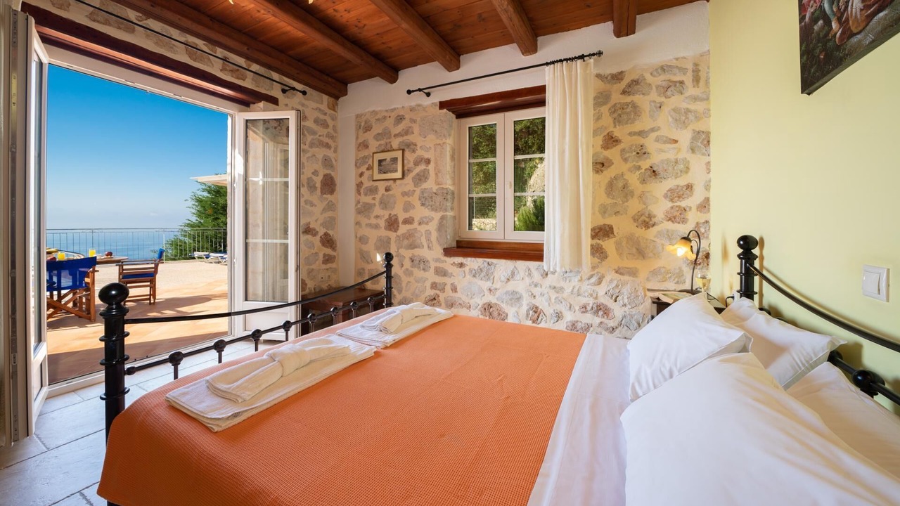 Photo of Bedroom in Assos