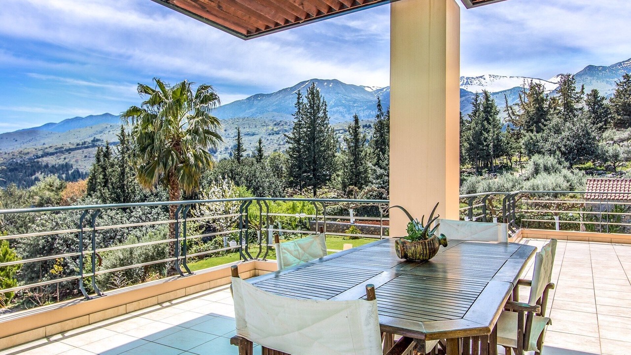 Photo of Outdoor in Pemonia