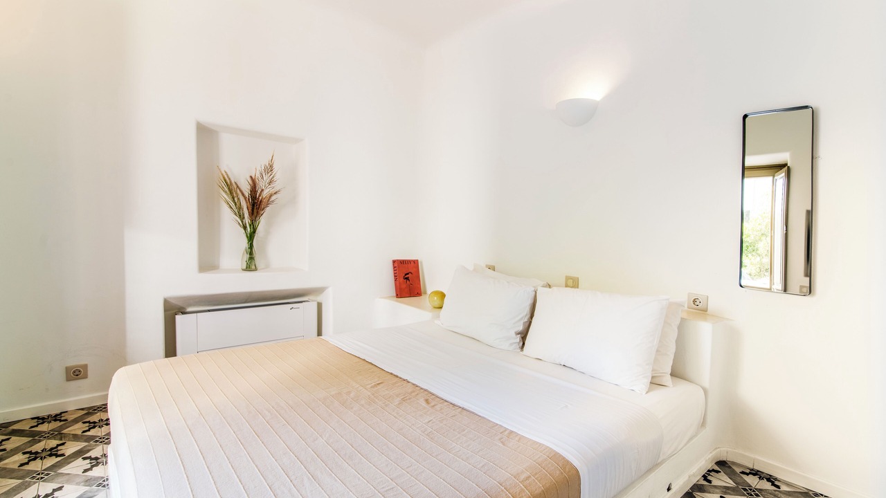 Photo of Bedroom in Perissa
