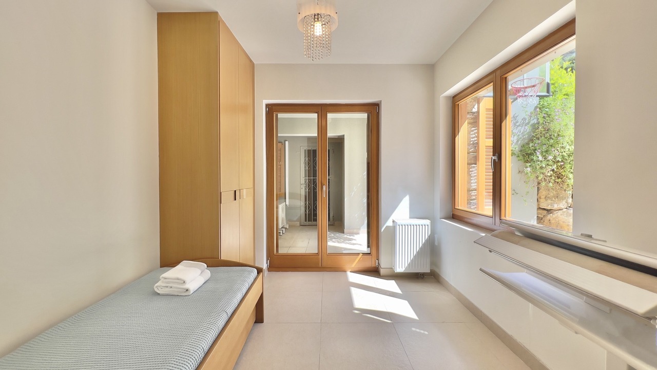 Photo of Bedroom in Sane