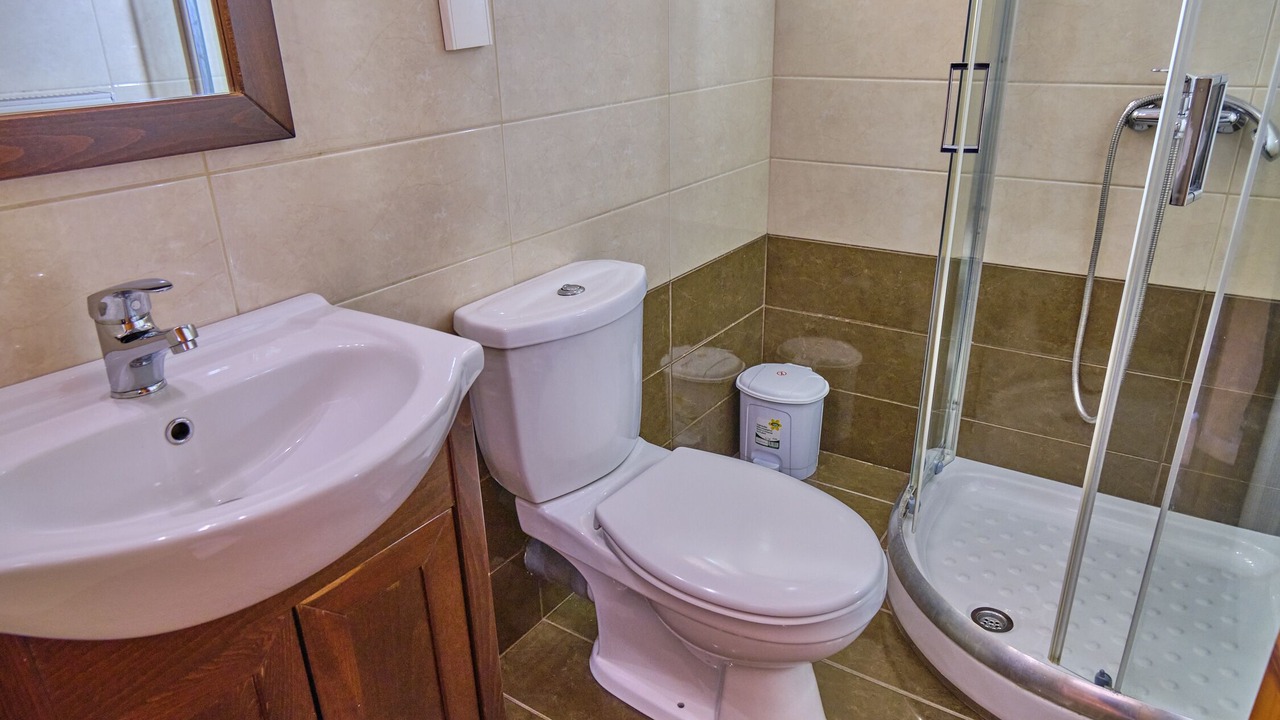 Photo of Bathroom in Apraos