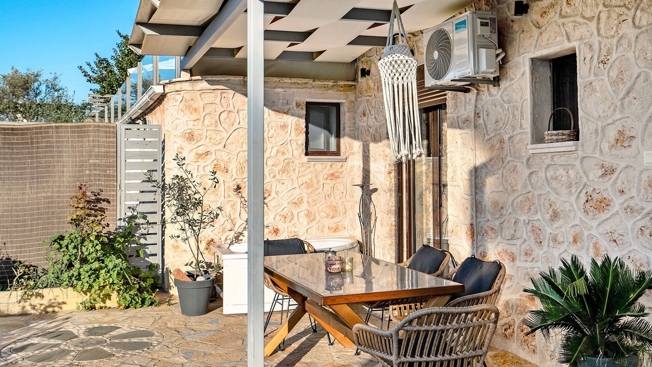 Photo of Outdoor in Kavallos