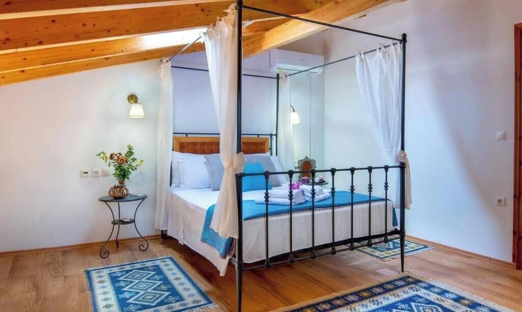 Photo of Bedroom in Katsimatika